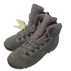 NWT. VIBRAM EAGLE II PEWTER MERRELL PERFORMANCE FOOTWEAR BOOTS. SIZE 6.5.